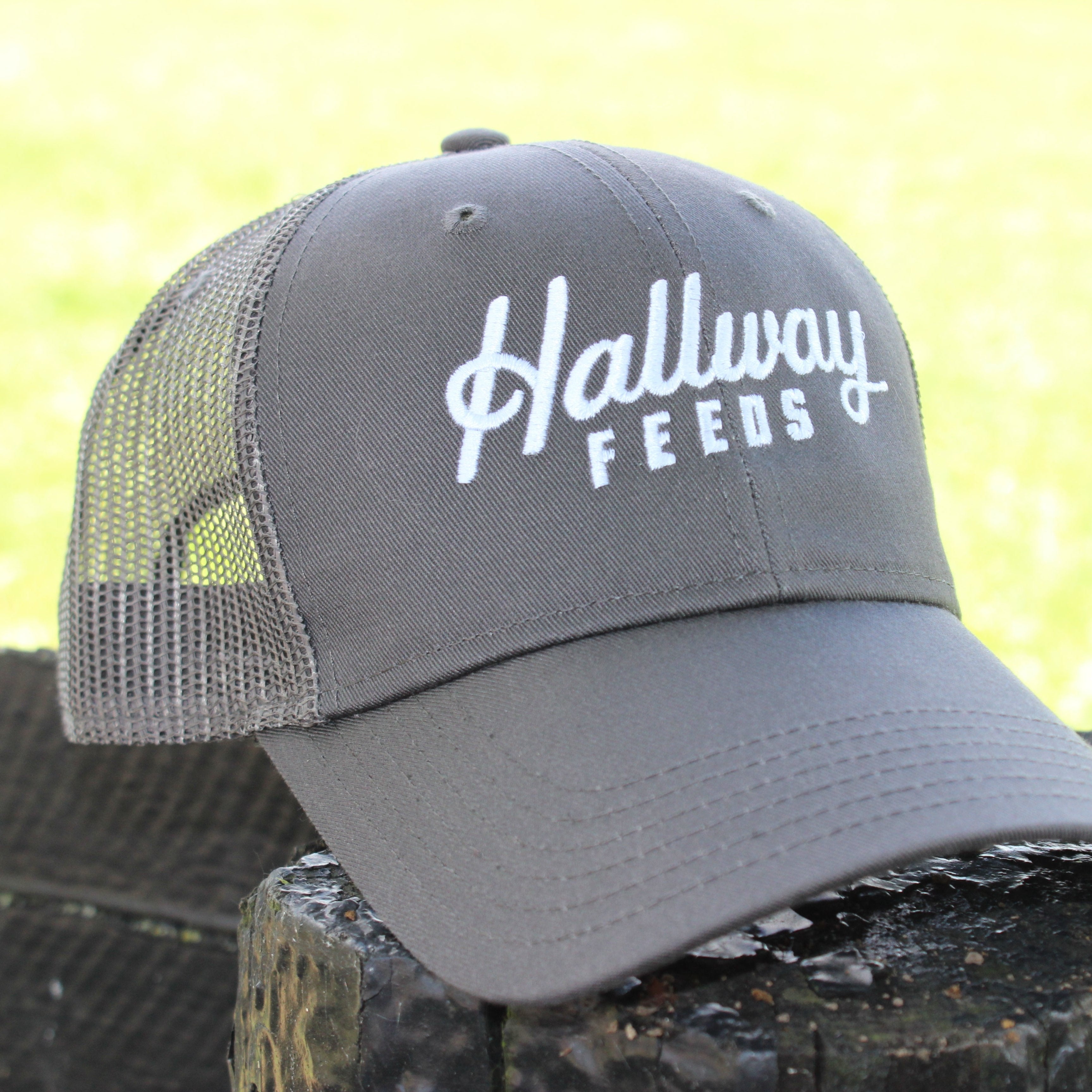 Low Profile Hallway Feeds Trucker Hat